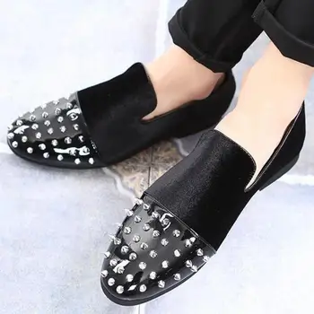 

37~48 Large Size Spiked Loafers Men Pointed Toe Rivet Dress Shoes Slip On Suede Metallic Loafer Formal Wedding Leather Shoes