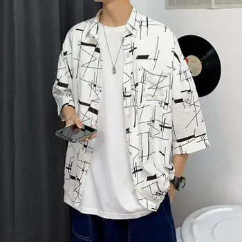 

Men's short-sleeved shirt 2020 spring and summer new solid color five-point sleeve loose shirt young fashion men's fashion