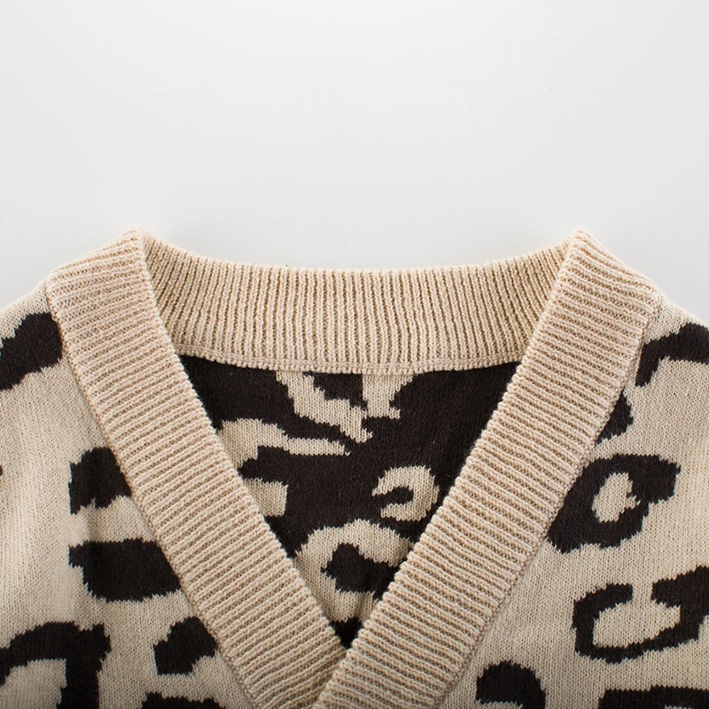 Коллекция года, брендовые От 1 до 9 лет теплые свитера пальто для маленьких девочек на осень и зиму однобортные повседневные Костюмы с длинными рукавами и леопардовым принтом и v-образным вырезом
