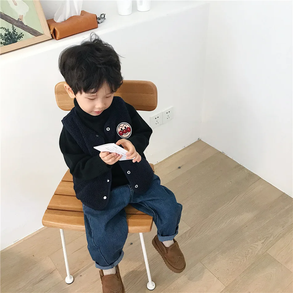 Tonytaobaby Autumn Winter Wear New Style Baby Boys and Girls Cartoon Fluffy Double-sided Wearable Vest with Scarf