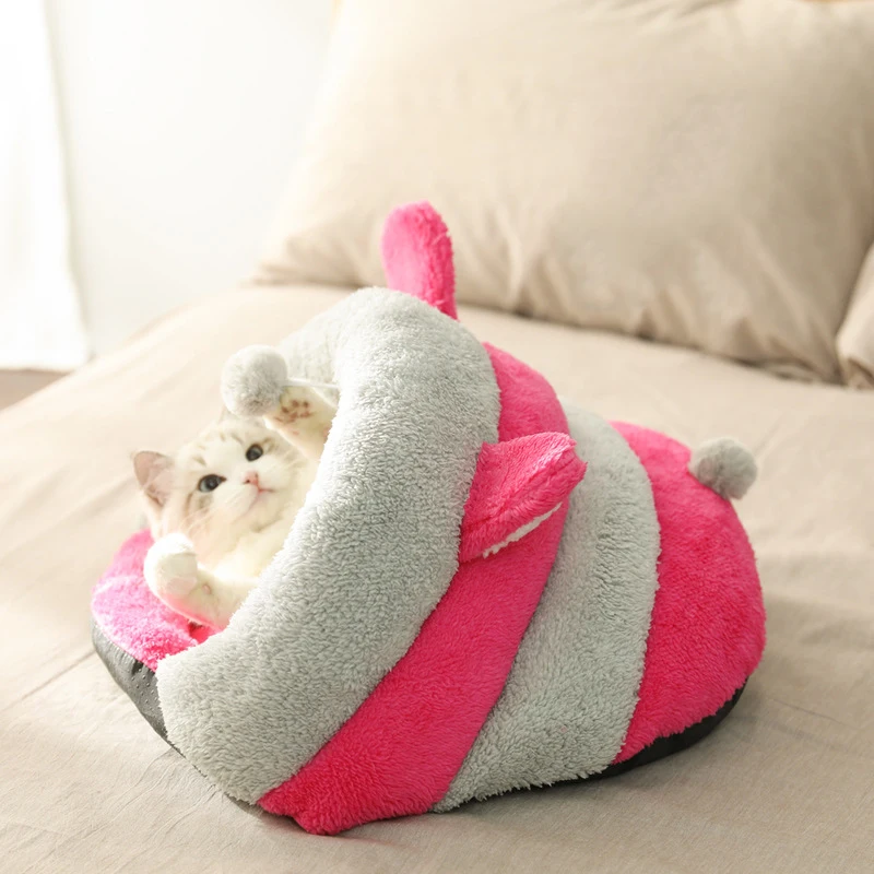 Pink Кровать для домашних животных, креативное полузакрытое гнездо для кошки, полосатый спальный мешок для кошки, гнездо для осени и зимы для кошки с размером S/L - Цвет: Pink