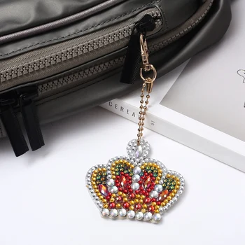 

New 5D Diy Full Diamond Crown Diamond Painting Keychain Set Resin Women'S Girls Bag Jewelry Handmade Gifts