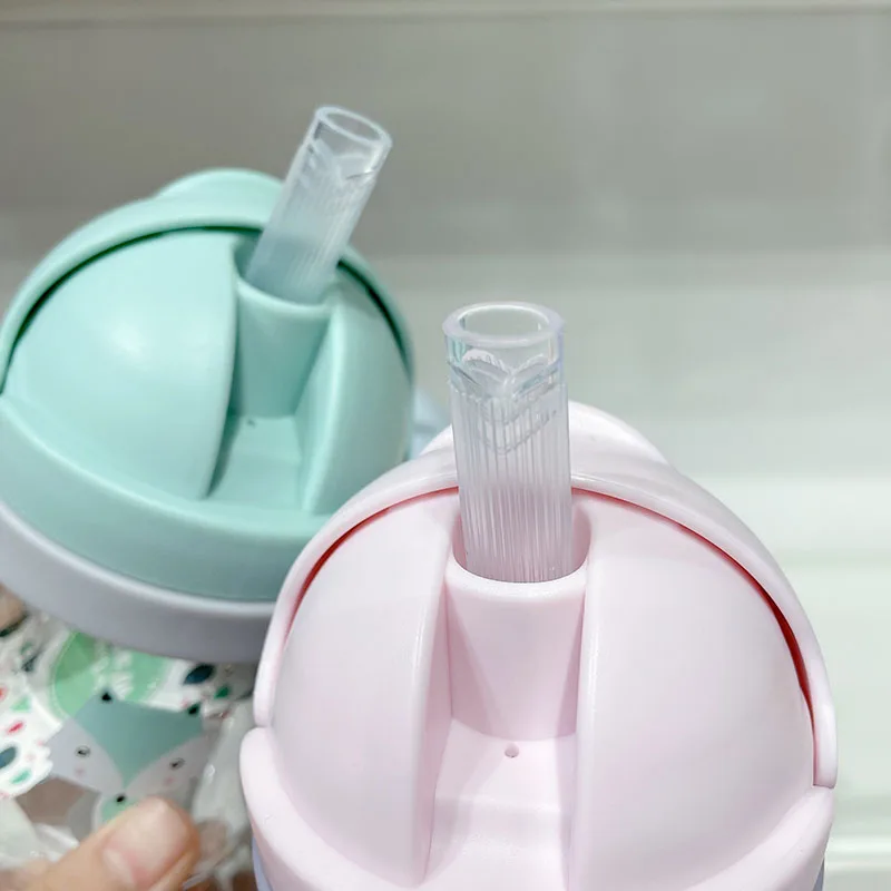 250ML Cartoon Pattern Outdoor Child Drinking Bottle with straw baby feeding cup for kids training portable handle water bottle drinking cup drinking water bottle