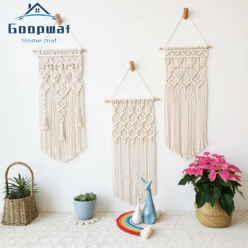 

Bohemian Chic Macrame Wall Hanging Tapestry Mandala Moon Dreamcatcher Wall Decor Boho Woven Knitted Tapestries Home Decoration