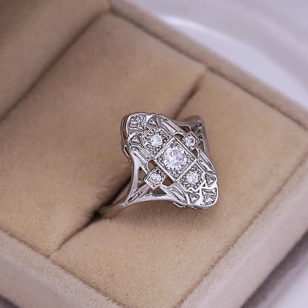 Engagement Rings Trendy Style Geometric Shape Dazzling Tiny Cubic Zirconia Ring for Women Artistic Bulk