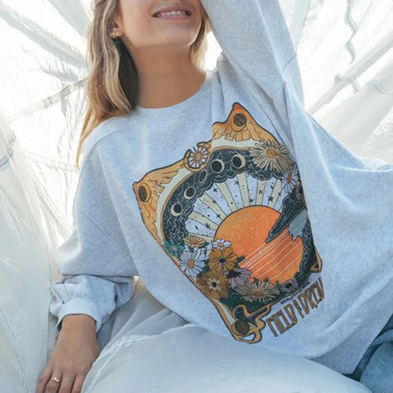 

Gaono Women Long Sleeve Embroidery Printed Sweatshirt Crewneck Oversized Pullover Tops Vintage 90s Y2K Hoodie Streetwear
