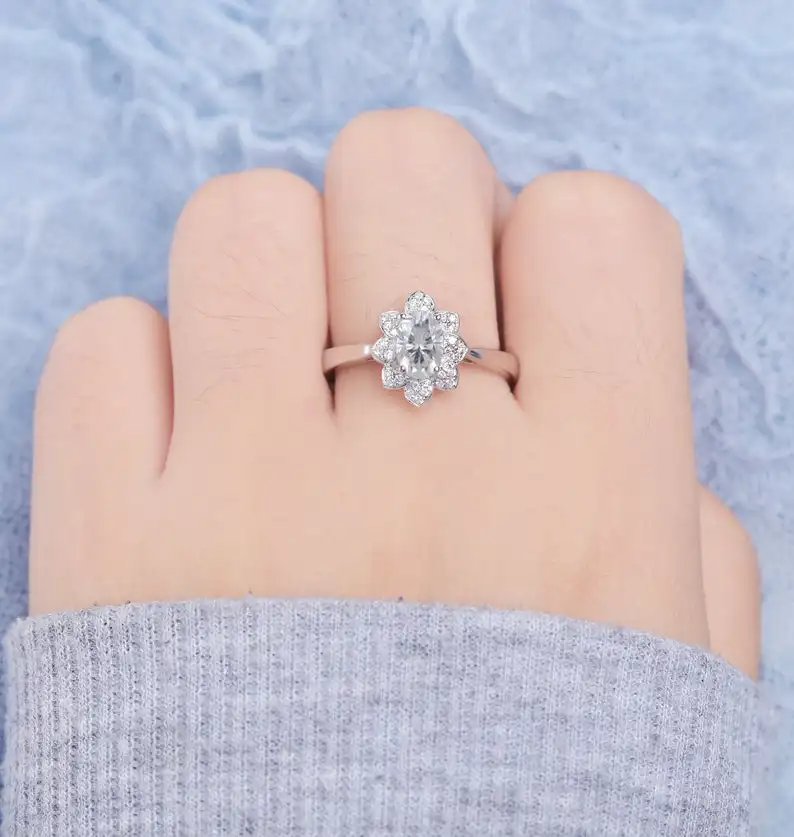 18k Белый Золотой центр 1ct 5*7 мм овальный вырез Moissanite Лотос образное обручальное