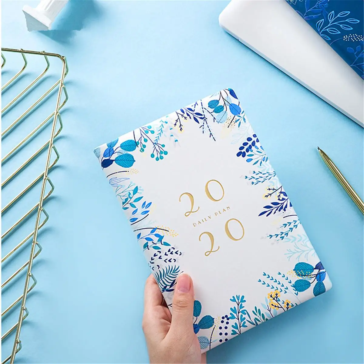 

2 Styles Cute Stationery Notebook 365 Planner Kawaii A5 Monthly Weekly Daily Diary Planner 2020-2019 Annual Notebooks
