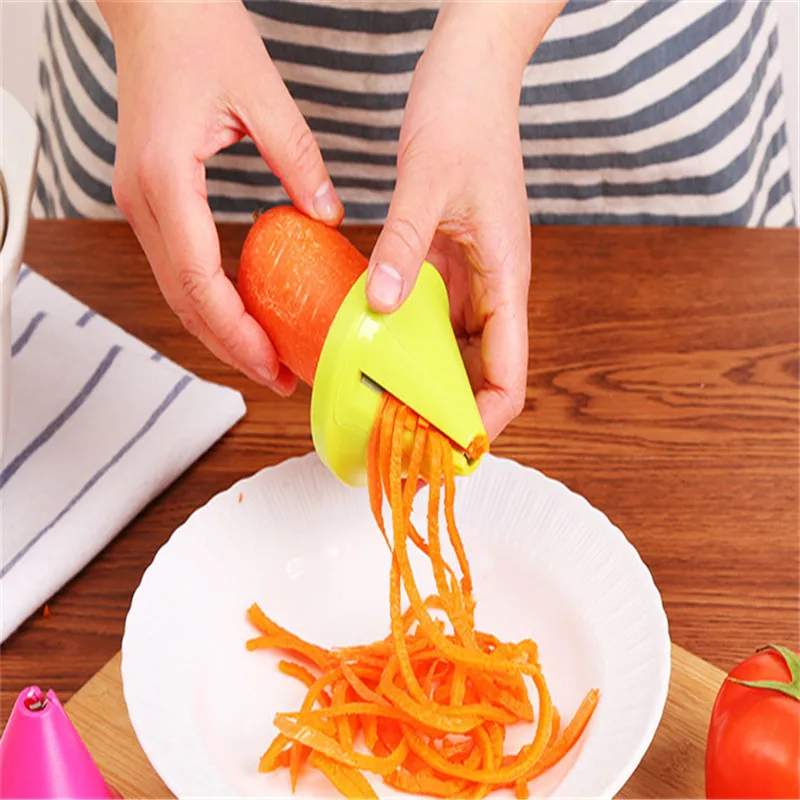 Direct-selling-kitchen-multi-functional-wire-cutter-creative-spiral-wire-cutter-rotary-wire-cutter-cutting-grater (2)