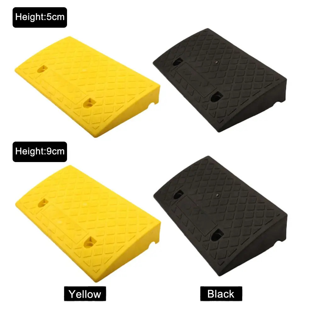 

Portable Lightweight Plastic Curb Ramps Heavy Duty Plastic Kit Set for Driveway Car Truck