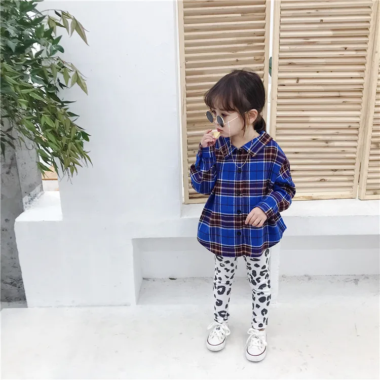 Осенняя новая стильная длинная рубашка в клетку с отложным воротником в Корейском стиле для маленьких девочек