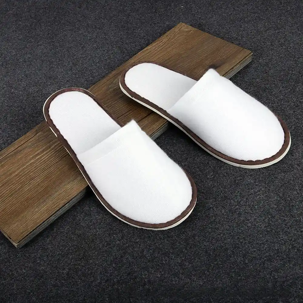 buy slippers wholesale