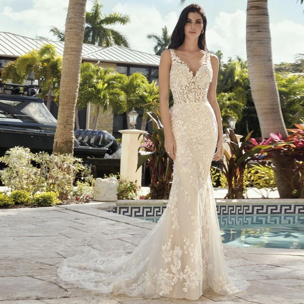 

Custom Made Appliques Flowers Mermaid Wedding Gowns Vestidos Elegantes O-neck Buttons Up back Sleeveless Illusion Dresses China