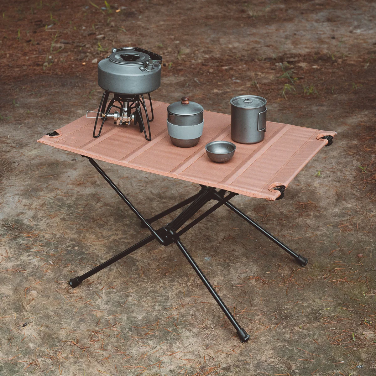 Tavolo da Campeggio Pieghevole Portatile in Lega di Alluminio Ultraleggero, Tavolo Pieghevole per Esterni, Scrivania per Giardino, Campeggio, Feste e Picnic - immagine 2