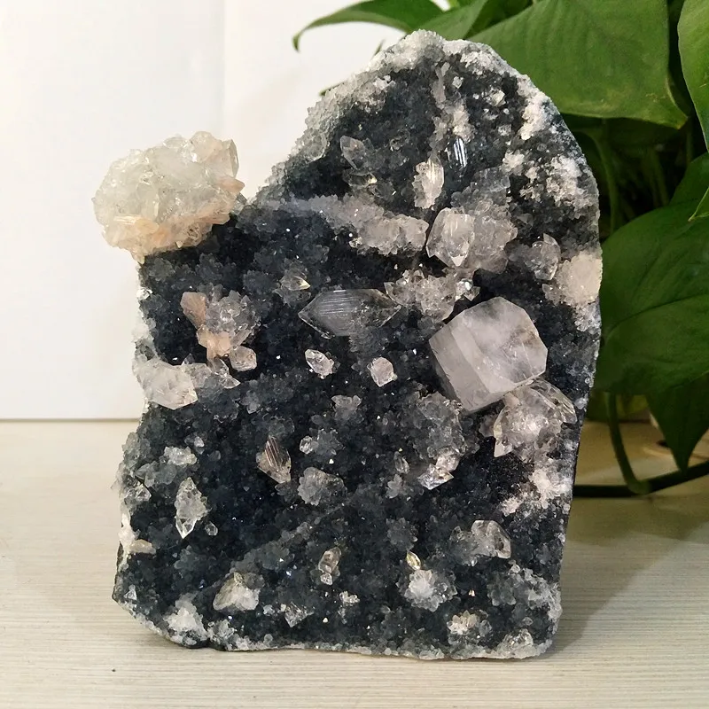 Природные кристаллы рыбий глаз минеральные образцы расположены образец дома декоративные каменные