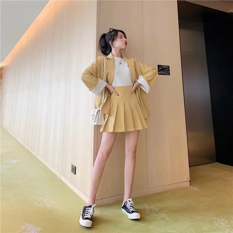 Photo Shoot Natural And Unrestrained Elder Brother Profile West Casual Retro Slimming Coat Korean-style Thin Small Suit Wom
