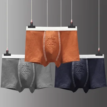 

Three boxed men's comfortable breathable boxer pants Men's boxer shorts cotton pure cotton solid color panties men underwear