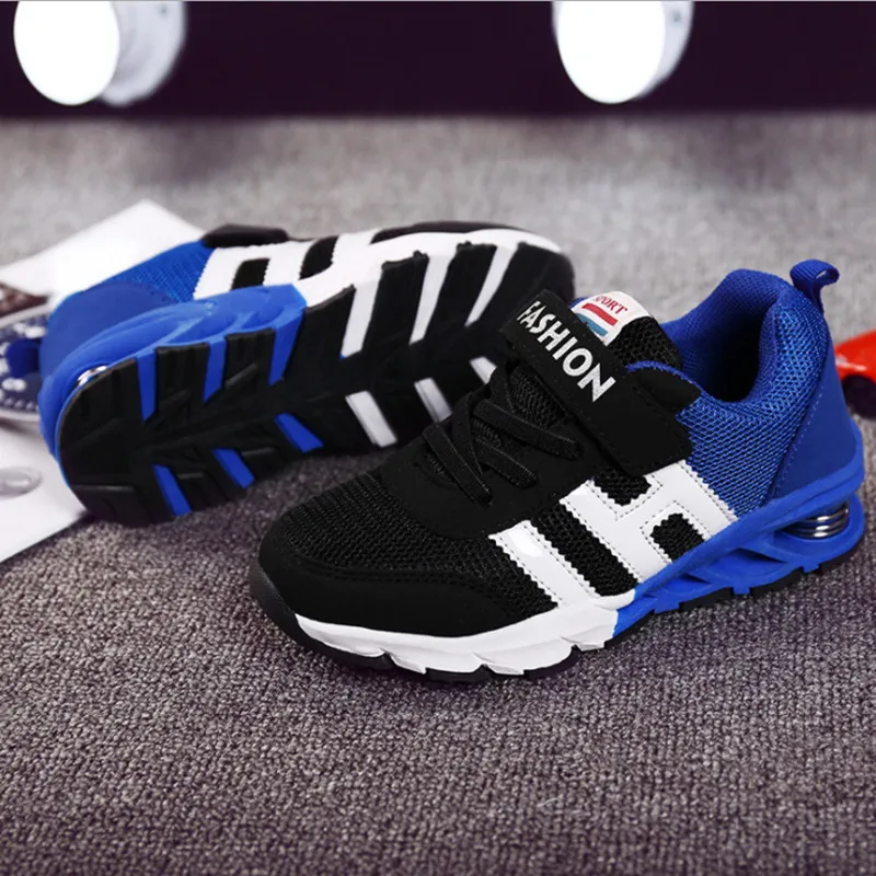 Cena Nowy projekt dla dzieci buty sportowe chłopcy dziewczęta wiosna tłumienia podeszwa Slip Patchwork oddychające Sneakers dziecko buty do biegania