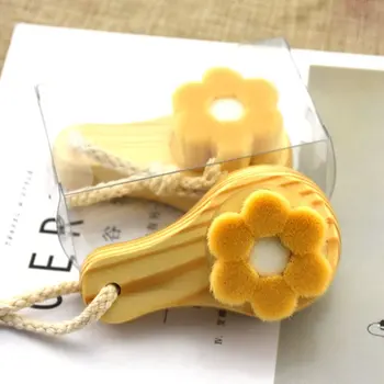 

Cleansing Brush The New Manual Racket Type Wooden Face Brush Two-Color Hair Petals Deep Cleaning Cleansing Tools