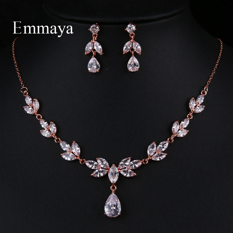 

Emmaya New Flower-shape For Women Delicate Earring And Necklace Cubic Zircon Fashion Statement In Party Elegant Jewelry Set