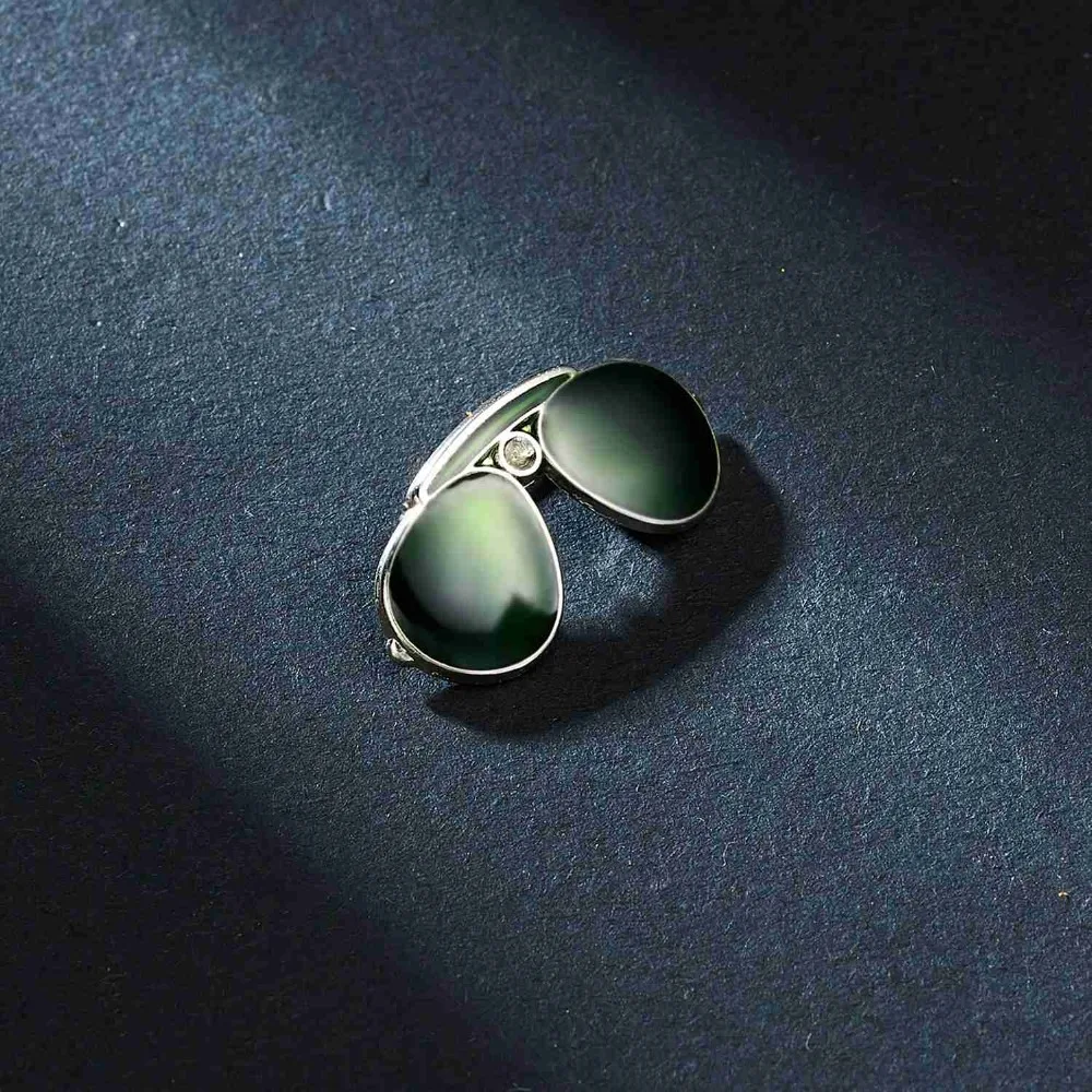 Fashion Glasses Sunglasses Frame Openwork Scissor Badge Small Brooch Pin Suit Dress Shirt Collar Women Men Clothing Accessories