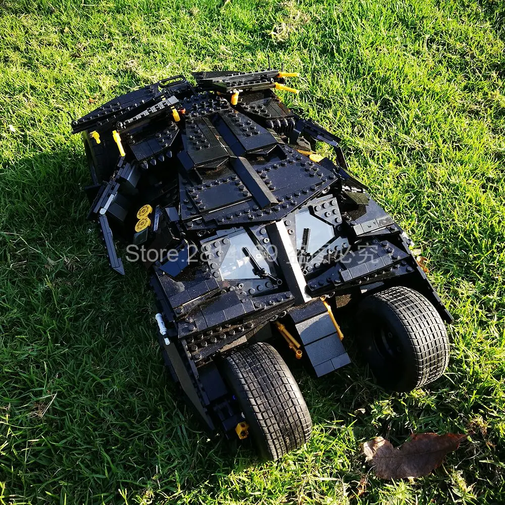 

In Stock 07060 1869pcs Superhero Series Batman building blocks brick toys compatible with 76023 Christmas Gift