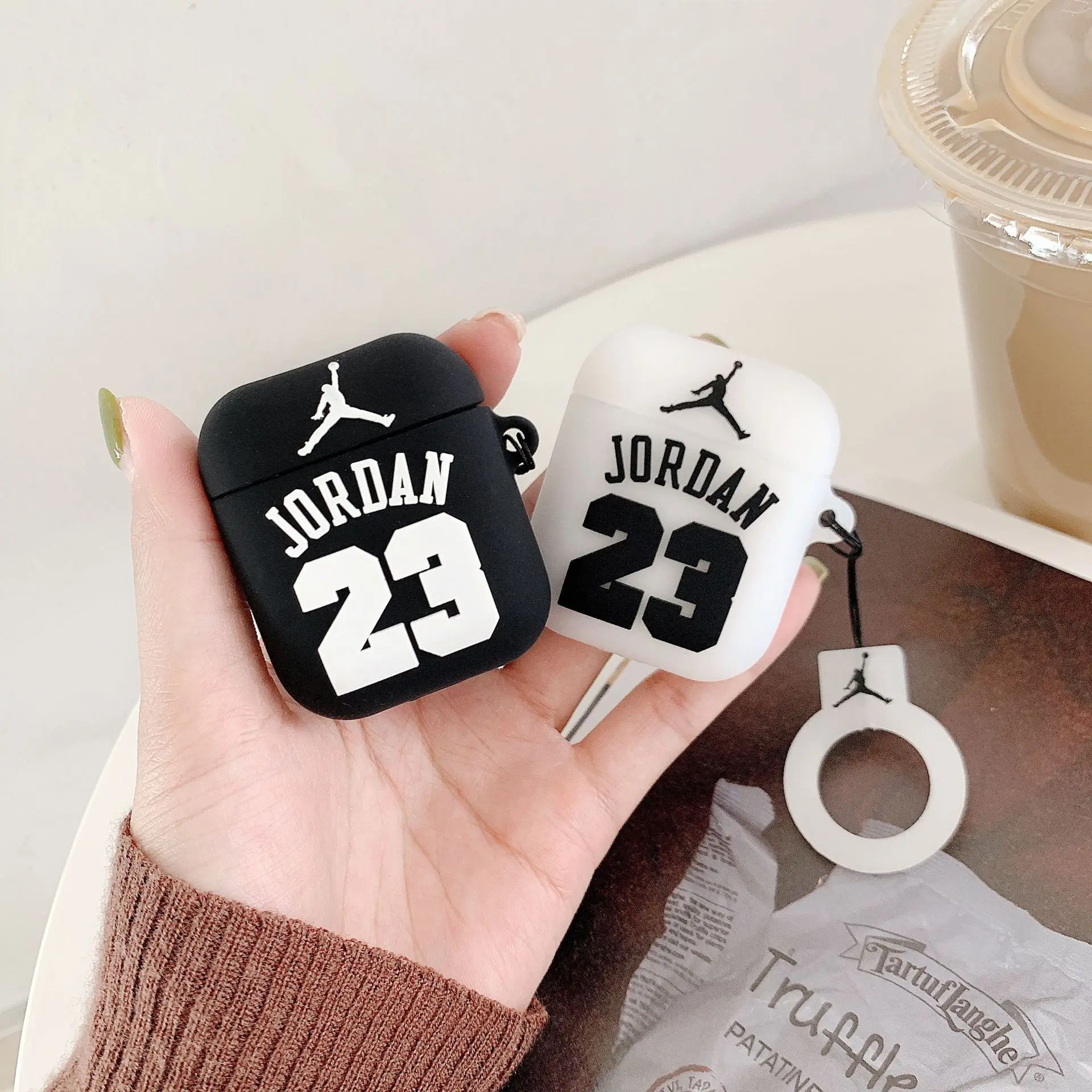 

Nike Air Jordan 23 Airpods2 Protective Case Wireless Bluetooth Silica Gel Headset Charging Warehouse for Apple Earphone Set