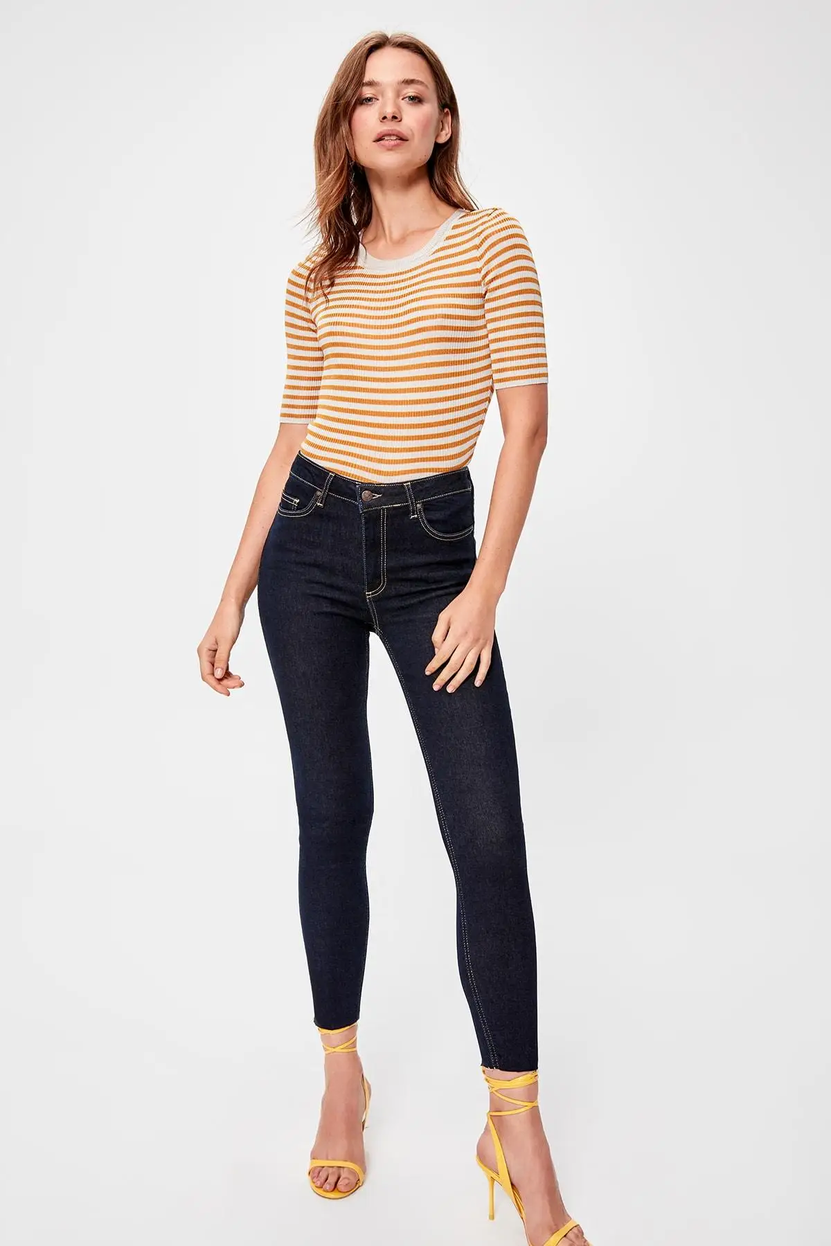 

Trendyol Navy Pettitoes Discrete High Waist Skinny Jeans 20JE0176