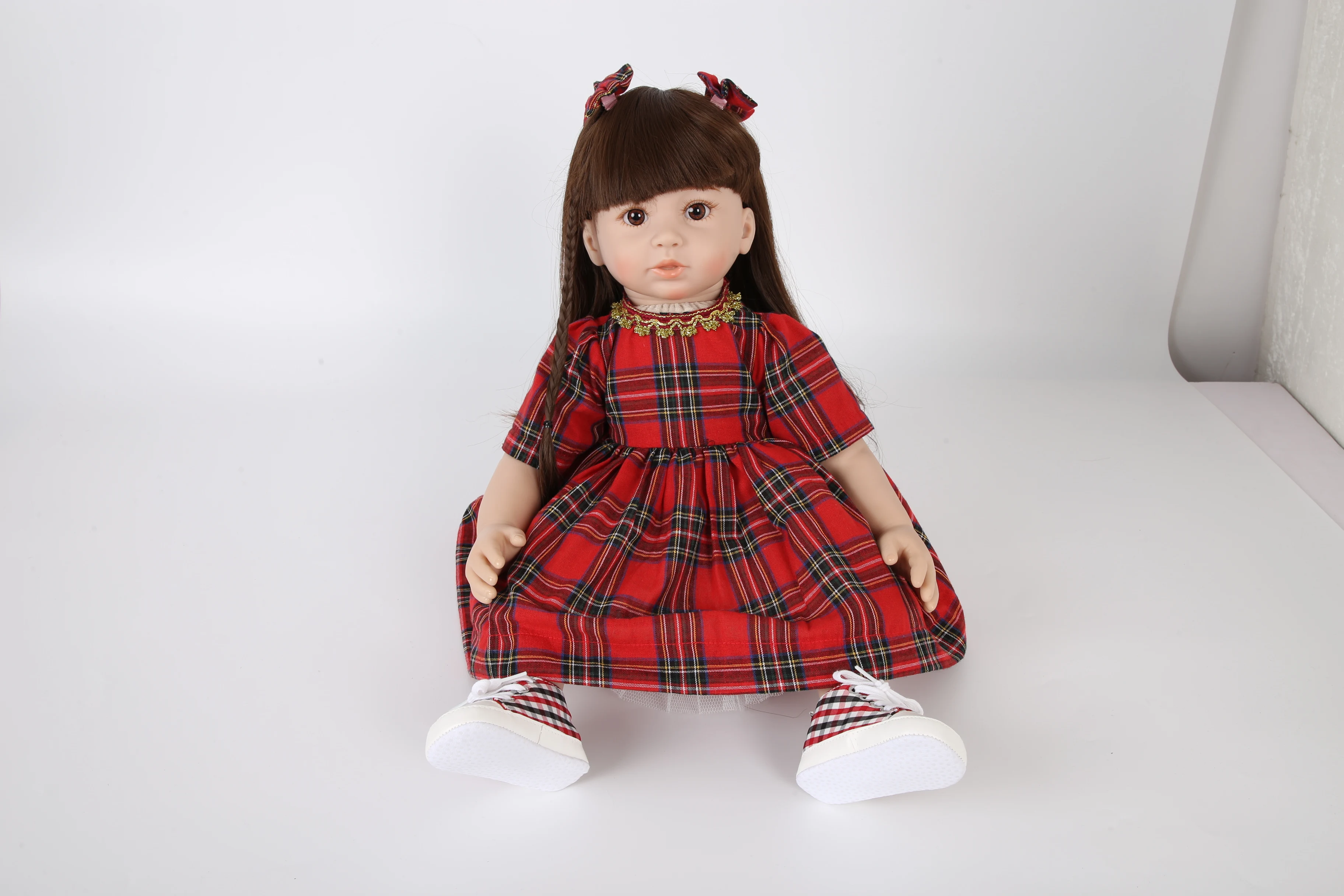 22 дюйма мягкий силиконовый bebe reborn Baby doll Реалистичная милая маленькая девочка bebe reborn Baby doll для лучшие детские игрушки для детей на день рождения, подарок на год