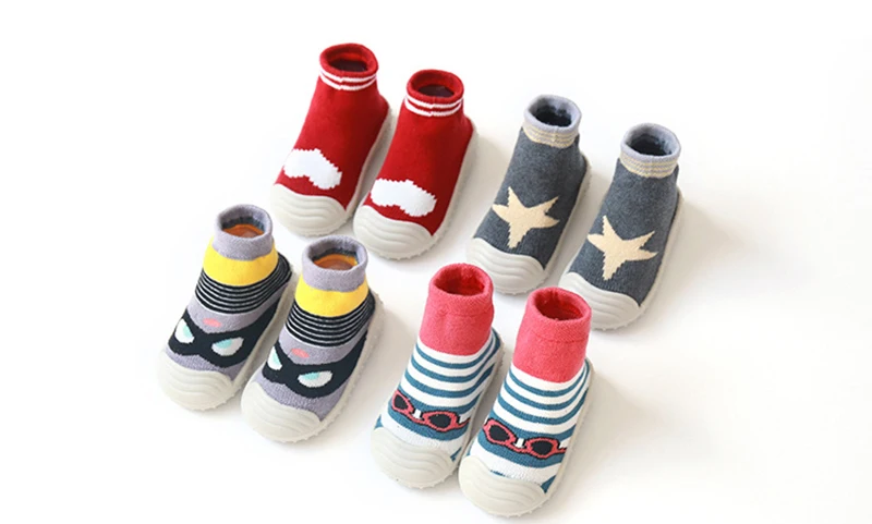 12327942085_443838750