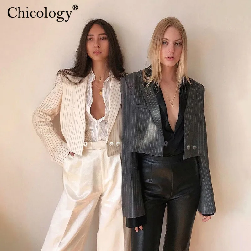 Chicology полоса v шеи пуговицах зашнуровать с длинным рукавом Куртка Осень Зима Женское пальто женский кроп Топ повседневное короткое Короткие Одежда