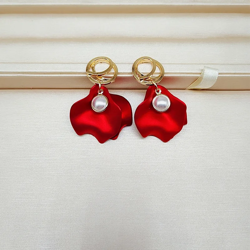 Aretes de mujer, современный стиль, дизайн, большие красные лепестки роз, серьги с кисточками, тренд, темперамент, летние корейские серьги для женщин