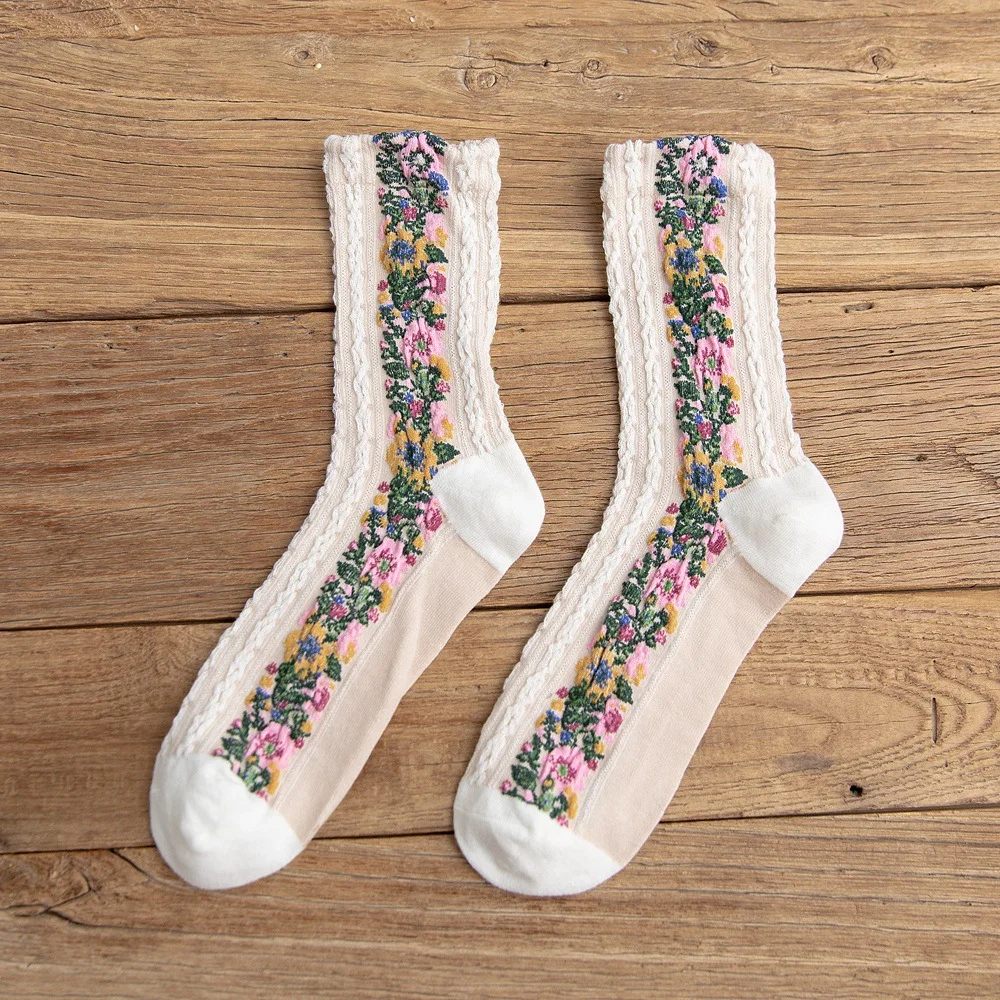 Ретро цветочные носки европейские креативные Цветочные Носки женские теплые Чулочные изделия женские носки женские зимние хлопковые носки - Цвет: white