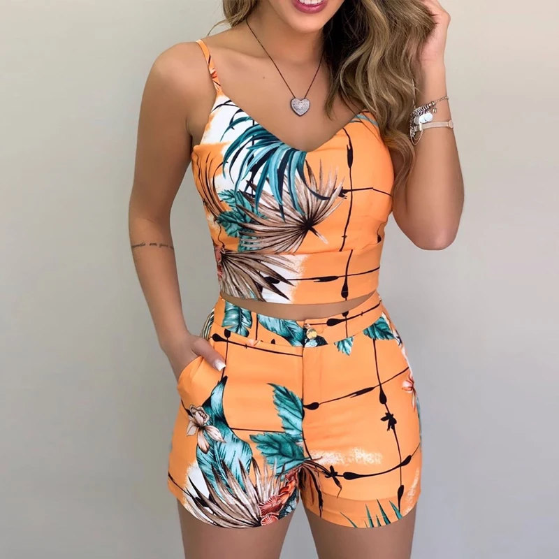 

Goocheer Summer Women Fashion 2-piece Outfit Set Sleeveless Print Top and Shorts Set for Ladies Women Party wear