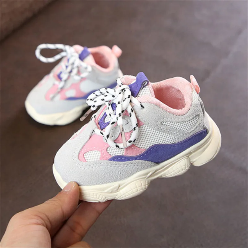 Для маленьких девочек обувь для маленького мальчика Детские Повседневное кроссовки весенние мягкие Ботт детская спортивная дышащая обувь; модная повседневная обувь - Цвет: Фиолетовый