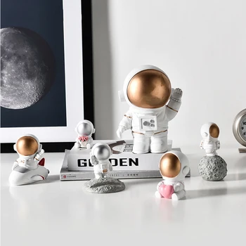 

3D Astronaut Figurines Space Man Sculpture Rocket Plane Cosmonaut Model Resin Desktop Statue Children Toy Decoration Crafts