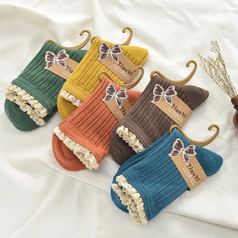 MS Girls fashion lace ruffled soft cotton women's socks quality spring and summer cute socks breathable solid color pile socks - Цвет: Random Color