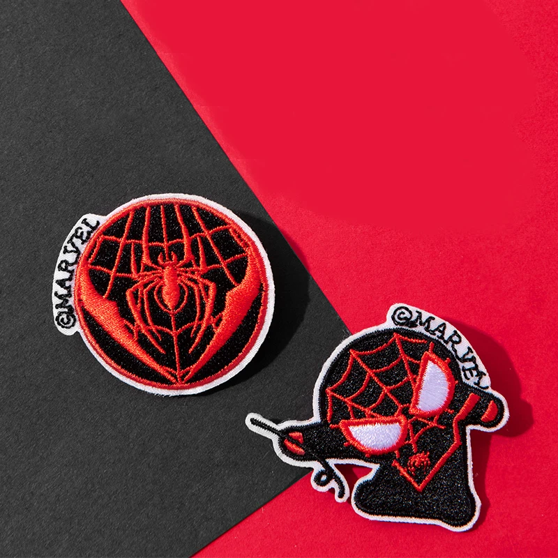 Disney Marvel Забавный значок Человек паук Капитан Америка Железный человек