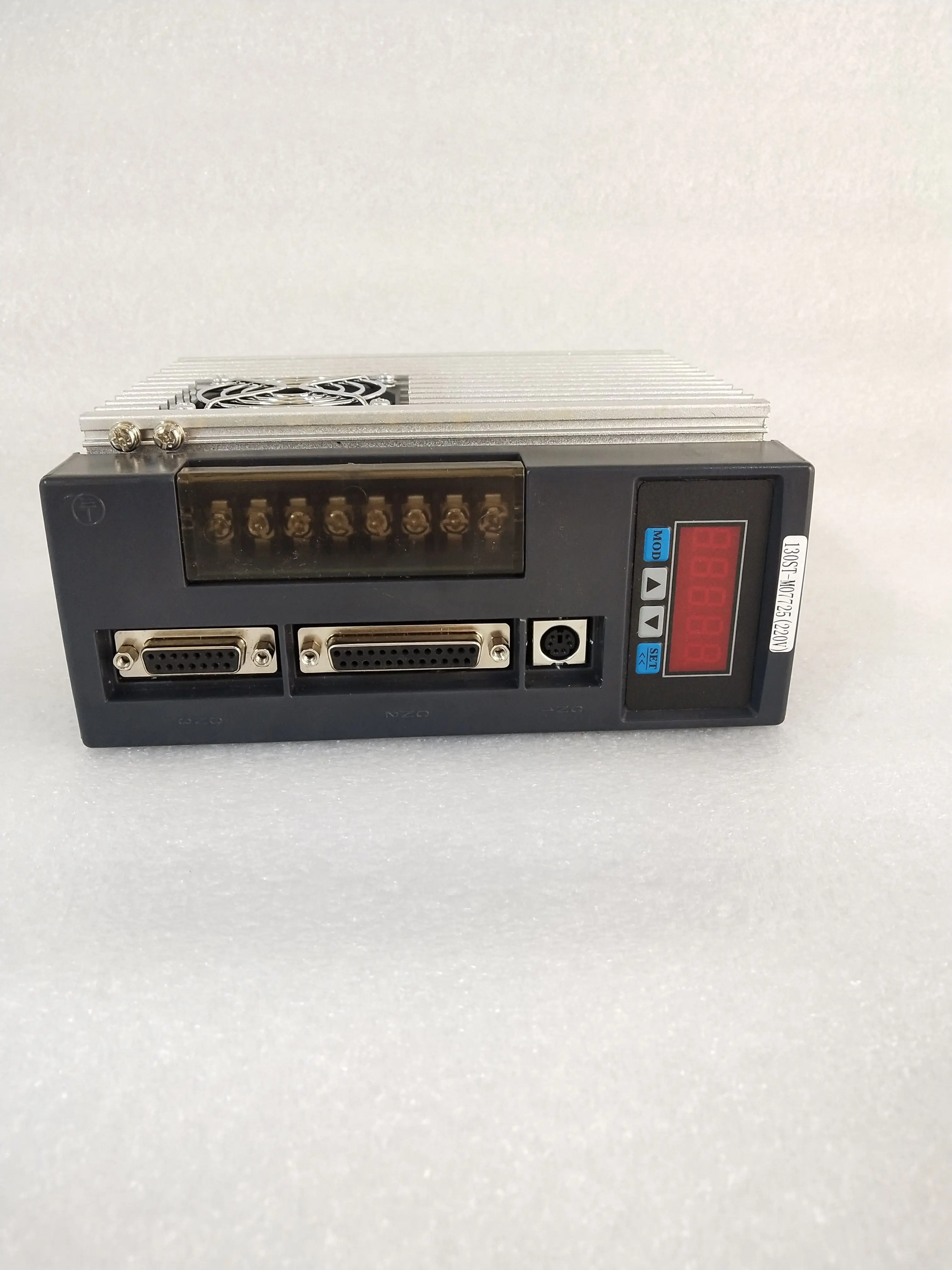 2 кВт Ecomonic сервопривод для AC Servo Drive 130ST-M07725