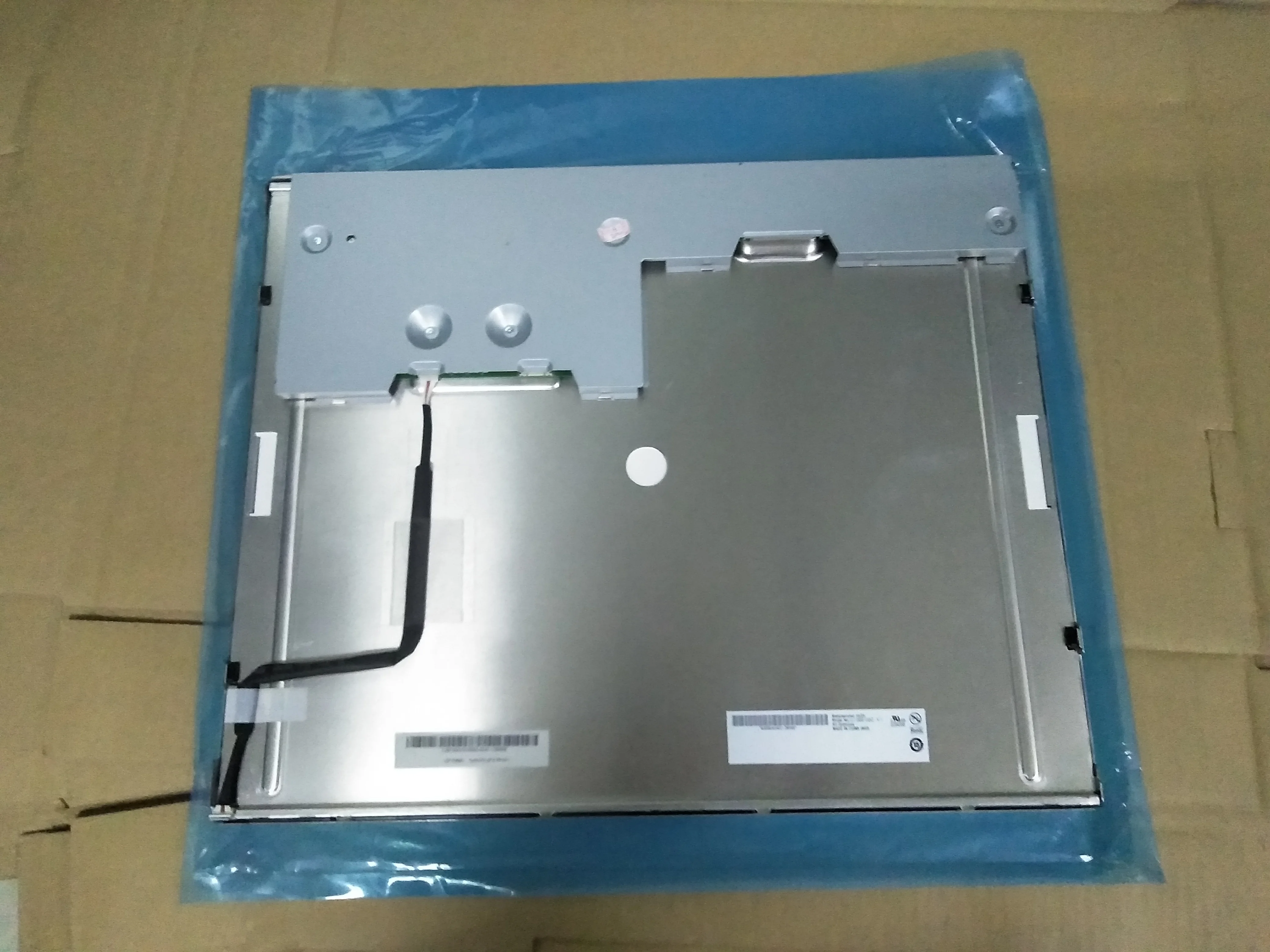 19 дюймов AUO G190EG02 V.1|touchpad| |