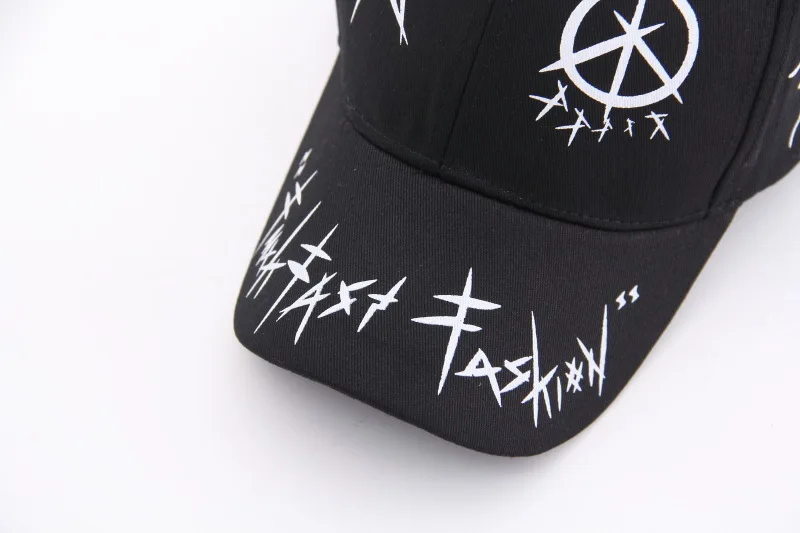 Custom Graffiti Snapback เบสบอลหมวกสีดำสีขาว Patchwork ผู้ชายผู้หญิง Hip Hop หมวกแฟชั่นหมวกลำลอง