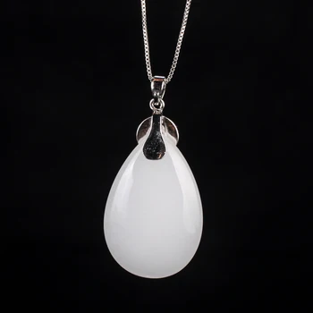 

Natural Xinjiang gold silk white jade drop stork