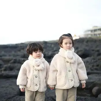 

2019 Fashion Thicken Kids Coats Lamb Coat Boys Girls Coat Warm Clothes for Winter Girls Down Coat Corduroy Kids