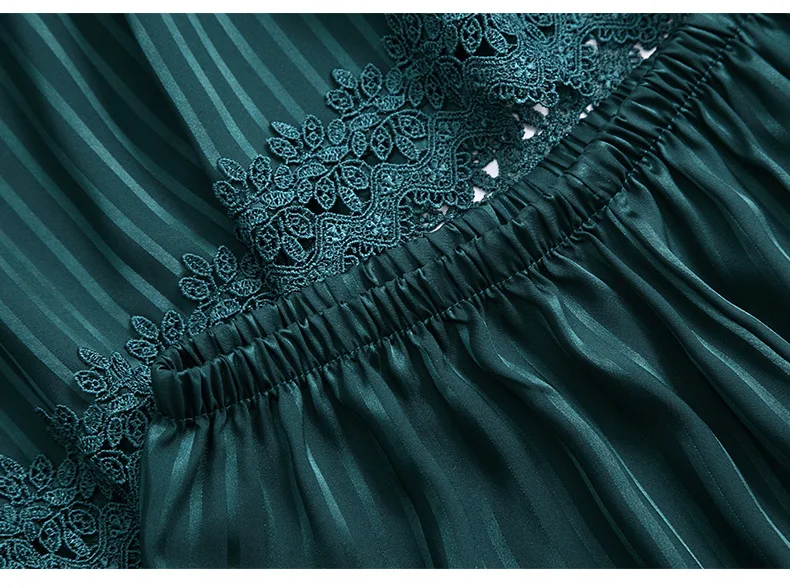 14367105637_2132428991