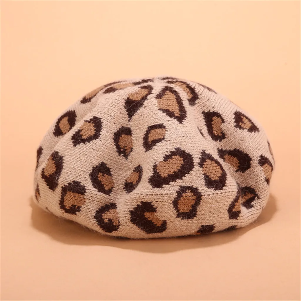 Female Warm Walking Cap Lady spring Winter Berets Hat Painter style hat Women Wool Vintage Berets