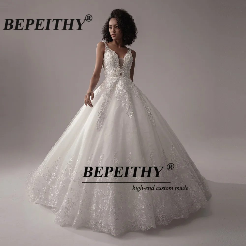 BEPEITHY Deep V Neck Lace Wedding Dress 2022 For Women Indian Bride Princess Ivory Bridal Bouquet Gown Sleeveless Court Train