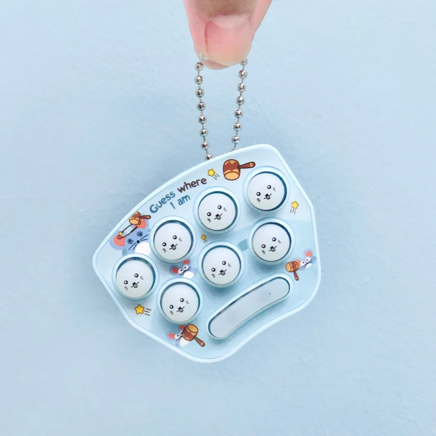 Mini Portable Game Console Keychain Children Handheld Game Console Toy Puzzle Nostalgic Cartoon Creative New Year Christmas Gift