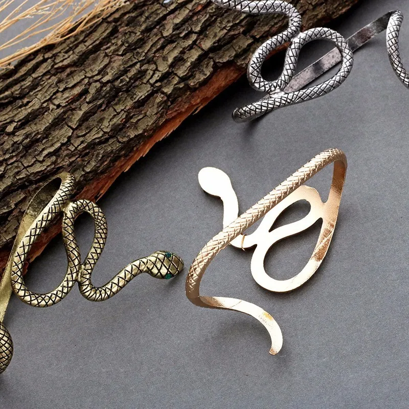 Punk Animal Snake Bracelet Hip Hop Crystal Bracelets Women Bohemian Bangles Gifts Men Jewelry Bangle Fashion Party Gift bracelet jewelry,leather bracelets,shell charm bracelets