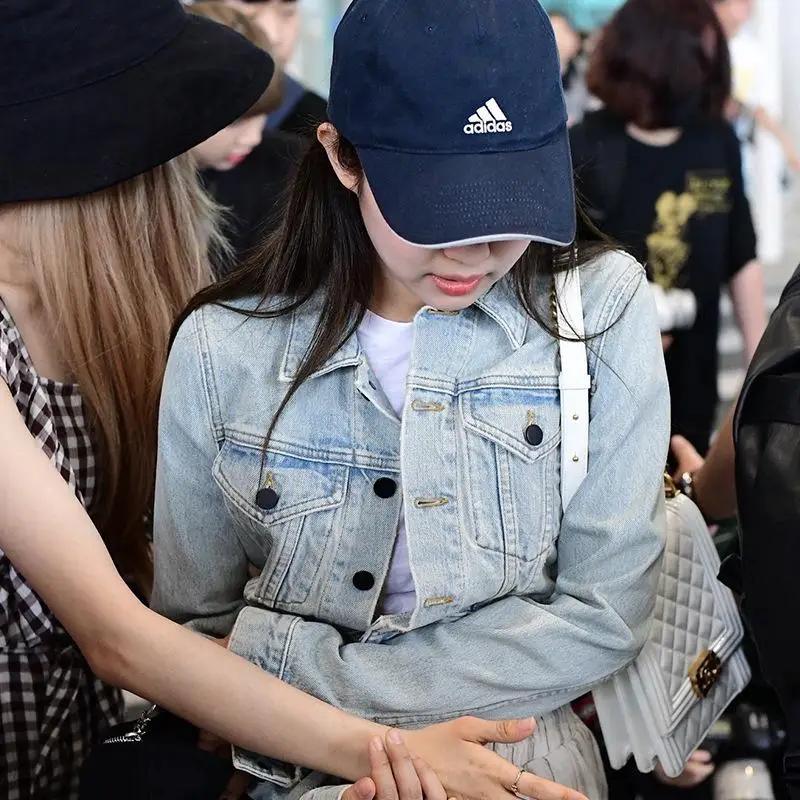 Jennie Ginginny's Same Denim Jacket 