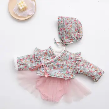 

Autumn Winter Baby Girl Clothes Outfits Set Girls Bodysuit With Mesh Skirt And Floral Coat And Hat 3pcs Lovely Girls Clothing
